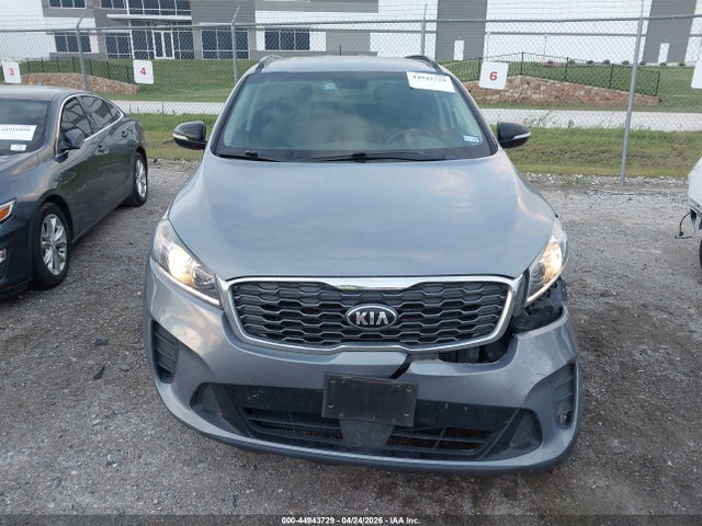 2020 Kia Sorento 3.3l S მანქანა იყიდება აუქციონზე, vin: 5XYPG4A59LG684945, აუქციონის ნომერი: 44943729