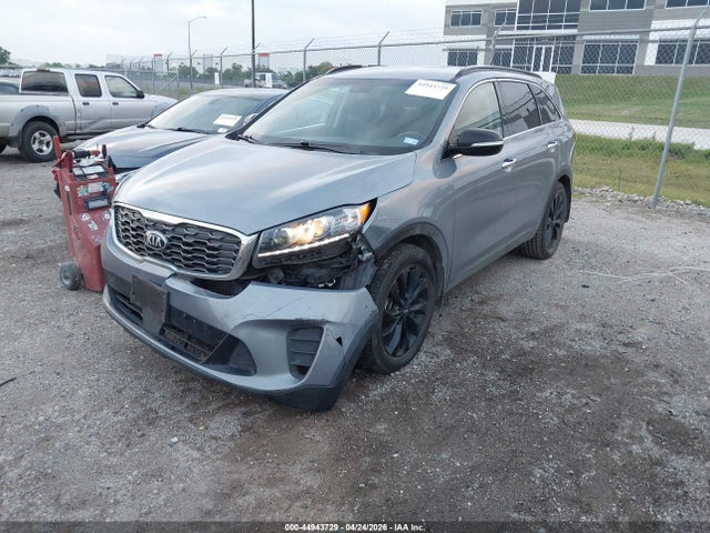 2020 Kia Sorento 3.3l S მანქანა იყიდება აუქციონზე, vin: 5XYPG4A59LG684945, აუქციონის ნომერი: 44943729