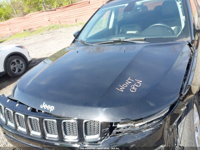 2018 Jeep Compass Latitude 4x4 მანქანა იყიდება აუქციონზე, vin: 3C4NJDBB5JT138842, აუქციონის ნომერი: 44943747