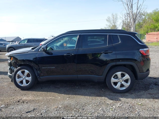2018 Jeep Compass Latitude 4x4 მანქანა იყიდება აუქციონზე, vin: 3C4NJDBB5JT138842, აუქციონის ნომერი: 44943747