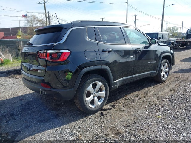2018 Jeep Compass Latitude 4x4 მანქანა იყიდება აუქციონზე, vin: 3C4NJDBB5JT138842, აუქციონის ნომერი: 44943747