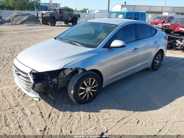 Продажа на аукционе авто 2018 Hyundai Elantra Se, vin: KMHD74LF1JU588906, номер лота: 44943770