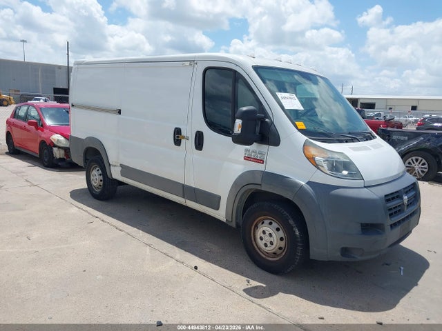 44943812 :رقم المزاد ، 3C6TRVAG1FE507413 vin ، 2015 Ram Promaster 1500 Low Roof مزاد بيع