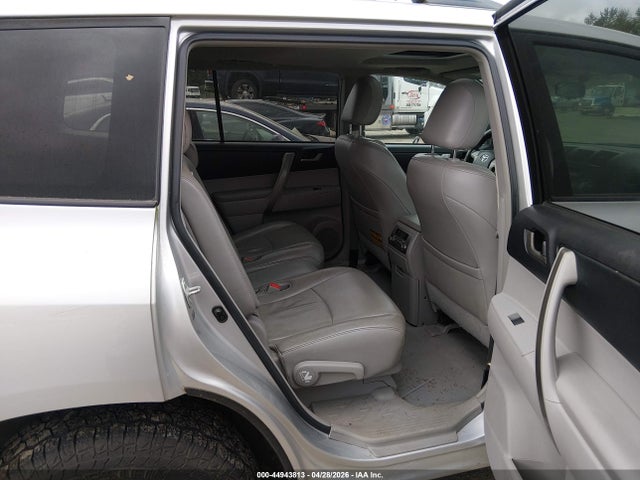 44943813 :رقم المزاد ، 5TDJK3EH5AS010133 vin ، 2010 Toyota Highlander Se V6 مزاد بيع