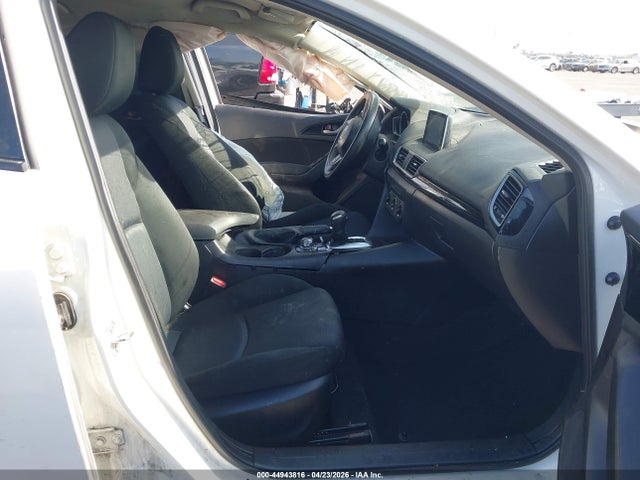 JM1BM1U79F1266730 Mazda MAZDA3