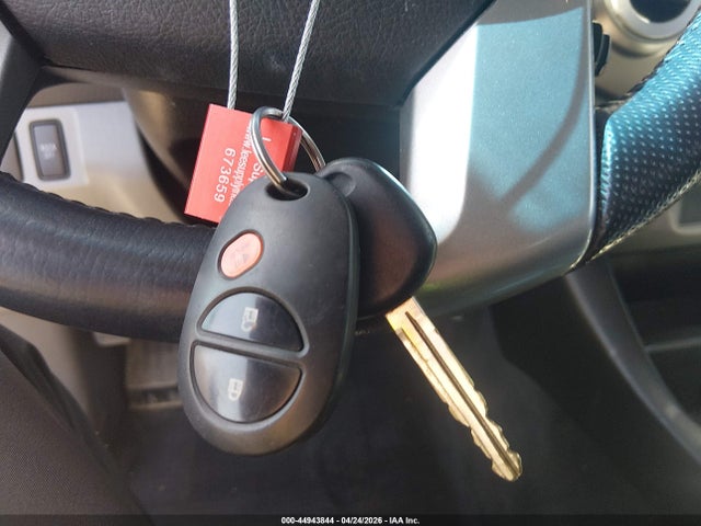 44943844 :رقم المزاد ، 3TMLU4EN3FM201197 vin ، 2015 Toyota Tacoma Base V6 مزاد بيع