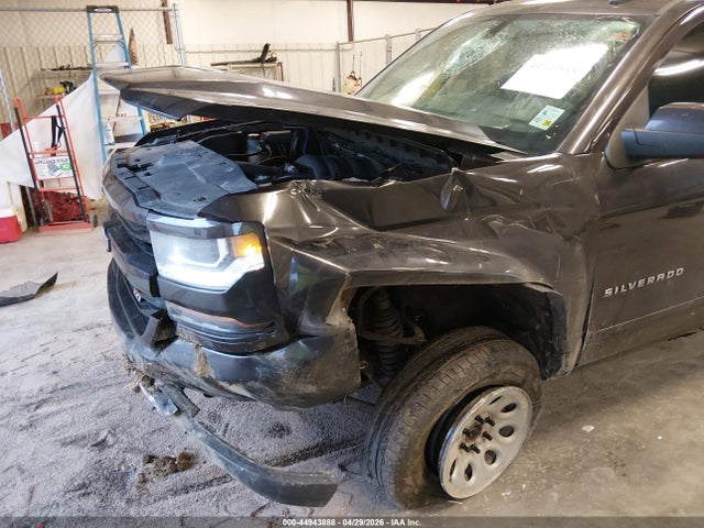 Продаж на аукціоні авто 2016 Chevrolet Silverado 1500 2lt, vin: 3GCUKREC0GG275652, номер лоту: 44943888