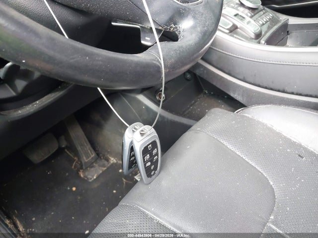 2022 Hyundai Santa Fe Limited მანქანა იყიდება აუქციონზე, vin: 5NMS4DAL5NH394731, აუქციონის ნომერი: 44943906