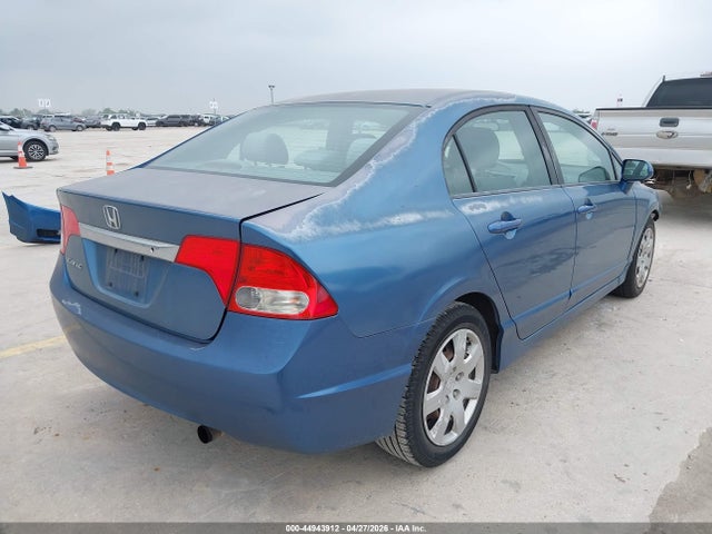 Продажа на аукционе авто 2011 Honda Civic Lx, vin: 2HGFA1F57BH513584, номер лота: 44943912