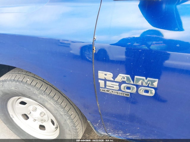 3C6JR6DG7KG504975 RAM 1500 Classic Tradesman 4x2 8&#039; Box