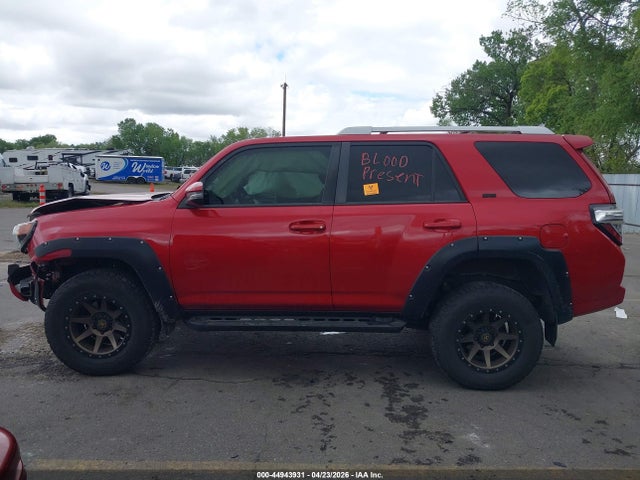 Toyota 4runner Sr5 Premium 2018 JTEBU5JR7J5551257 Image 14