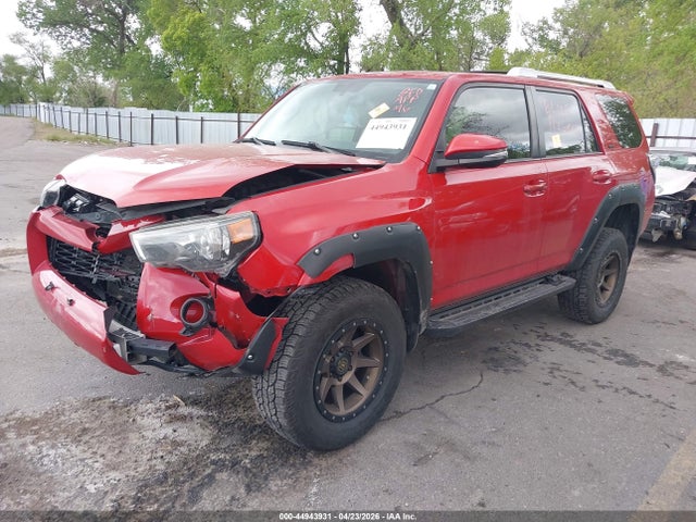 Toyota 4runner Sr5 Premium 2018 JTEBU5JR7J5551257 Image 2