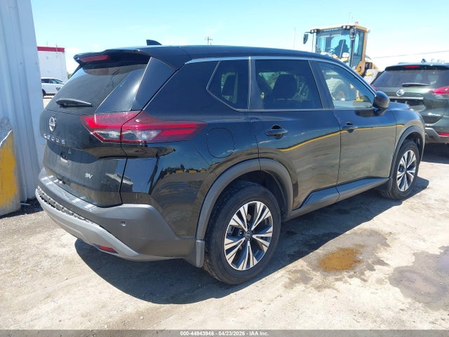 JN8BT3BA6PW426665 Nissan Rogue Sv Fwd