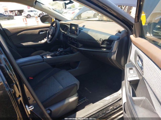 JN8BT3BA6PW426665 Nissan Rogue Sv Fwd