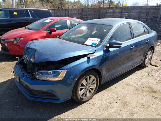 2015 Volkswagen Jetta 2.0l Tdi Se მანქანა იყიდება აუქციონზე, vin: 3VWLA7AJ0FM418684, აუქციონის ნომერი: 44943962
