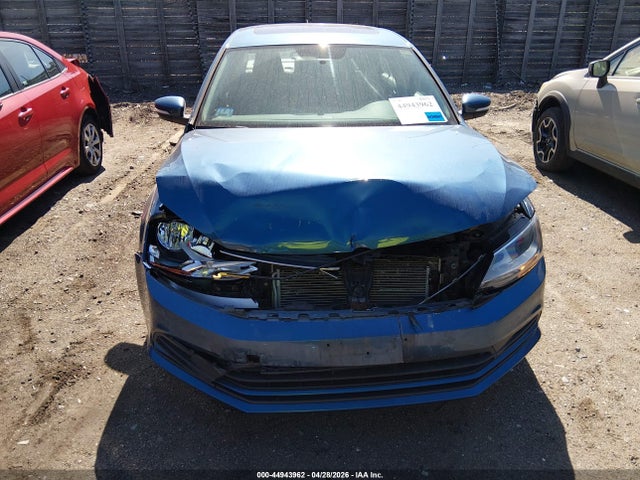 2015 Volkswagen Jetta 2.0l Tdi Se მანქანა იყიდება აუქციონზე, vin: 3VWLA7AJ0FM418684, აუქციონის ნომერი: 44943962