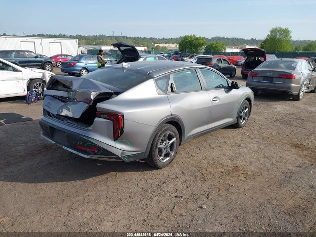 44943986 :رقم المزاد ، 3KPFT4DE3SE142318 vin ، 2025 Kia K4 Lxs مزاد بيع