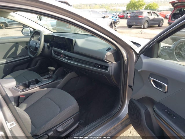 44943986 :رقم المزاد ، 3KPFT4DE3SE142318 vin ، 2025 Kia K4 Lxs مزاد بيع