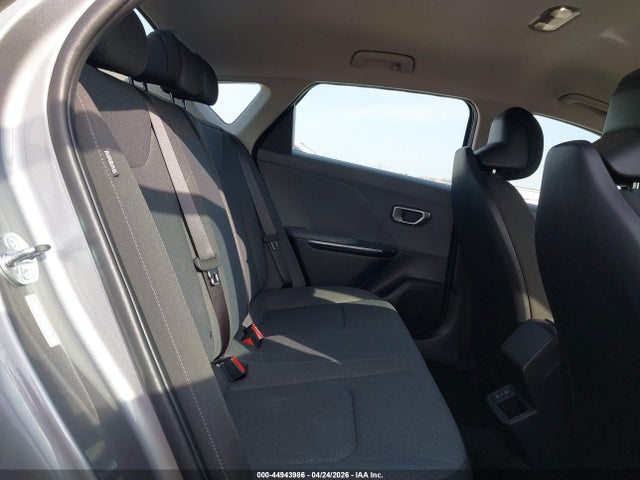 44943986 :رقم المزاد ، 3KPFT4DE3SE142318 vin ، 2025 Kia K4 Lxs مزاد بيع