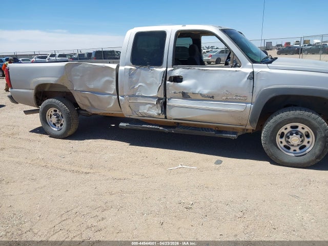 Продажа на аукционе авто 2003 Chevrolet Silverado 2500hd Ls, vin: 1GCHC29123E310319, номер лота: 44944001