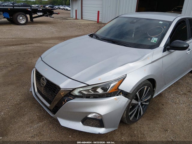 44944004 :رقم المزاد ، 1N4BL4CV3MN407128 vin ، 2021 Nissan Altima Sr Fwd مزاد بيع