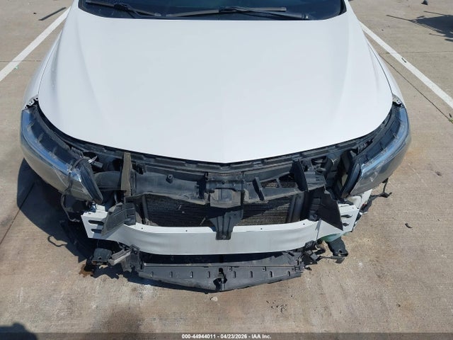 Продажа на аукционе авто 2017 Chevrolet Malibu 1lt, vin: 1G1ZE5ST0HF258288, номер лота: 44944011