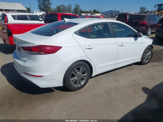 Hyundai ELANTRA SE 2017 5NPD84LF4HH022518 Image 4