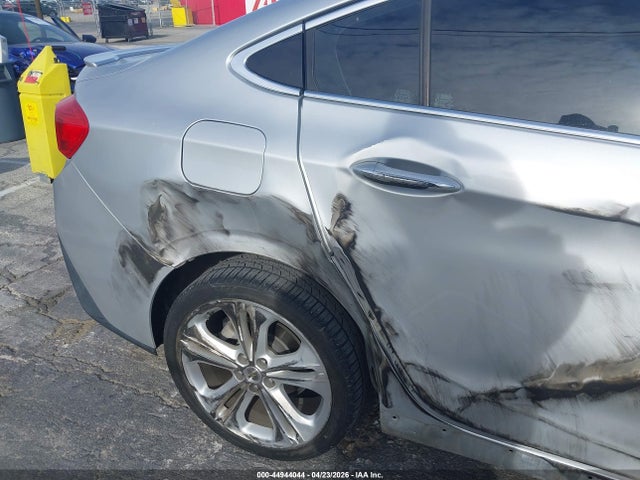 44944044 :رقم المزاد ، 1G1BF5SM2H7136131 vin ، 2017 Chevrolet Cruze Premier Auto مزاد بيع