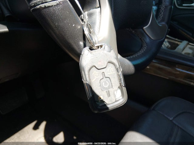Продаж на аукціоні авто 2015 Gmc Yukon Xl 1500 Denali, vin: 1GKS2JKJ0FR604834, номер лоту: 44944058