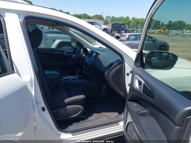 44944074 :رقم المزاد ، 5N1DR2MN5KC646883 vin ، 2019 Nissan Pathfinder S مزاد بيع