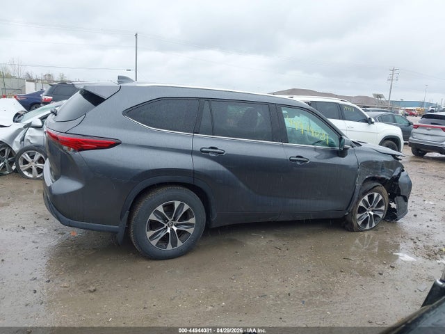 5TDGZRBH6LS509300 Toyota Highlander Xle