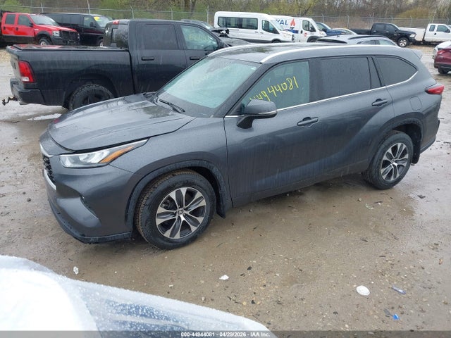 5TDGZRBH6LS509300 Toyota Highlander Xle