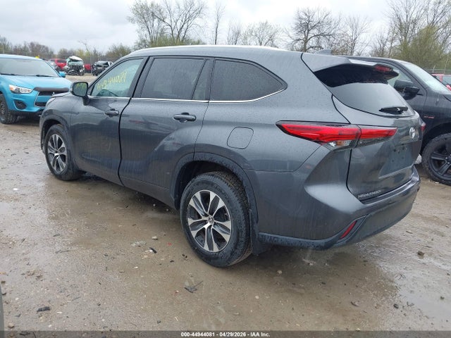 5TDGZRBH6LS509300 Toyota Highlander Xle