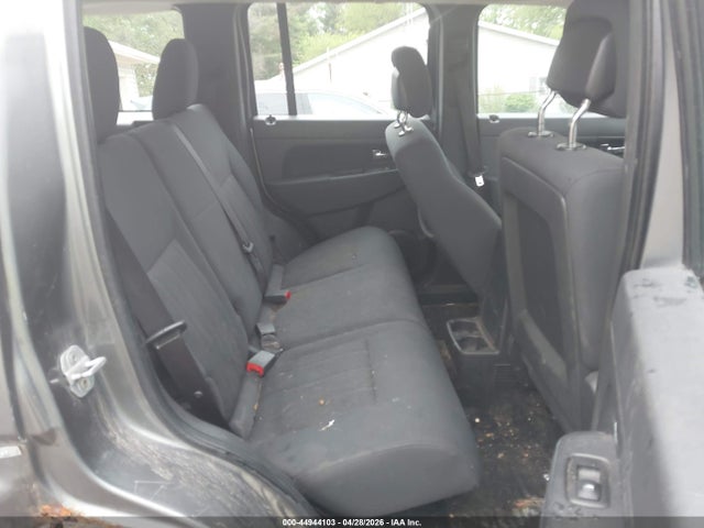 44944103 :رقم المزاد ، 1C4PJMAK5CW114211 vin ، 2012 Jeep Liberty Sport مزاد بيع
