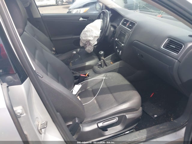 44944115 :رقم المزاد ، 3VWBZ7AJ1BM398833 vin ، 2011 Volkswagen Jetta 2.5l Se مزاد بيع