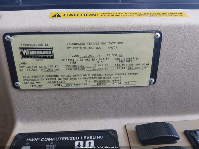 44944124 :رقم المزاد ، 4UZACJDC95CV83062 vin ، 2005 Freightliner Chassis X Line Motor Home مزاد بيع