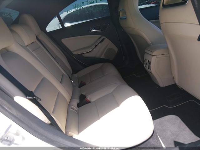 Aukcja sprzedaży 2015 Mercedes-benz Cla 250, vin: WDDSJ4EB9FN162315, numer aukcji: 44944131