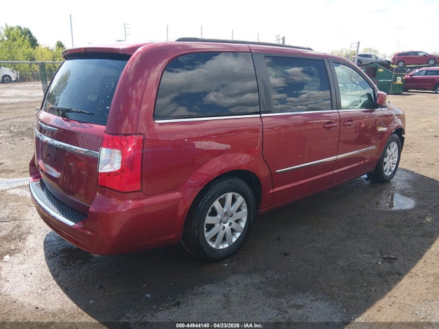 2015 Chrysler Town & Country Touring მანქანა იყიდება აუქციონზე, vin: 2C4RC1BG5FR708595, აუქციონის ნომერი: 44944140