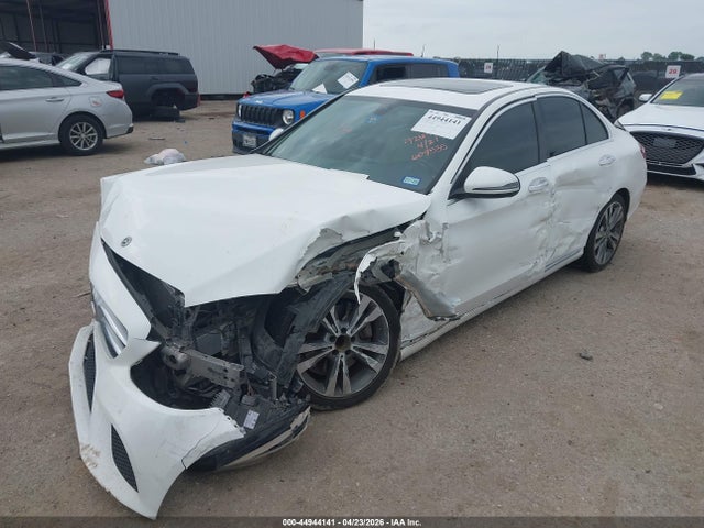 44944141 :رقم المزاد ، W1KWF8DB0MR609535 vin ، 2021 Mercedes-benz C 300 Sedan مزاد بيع