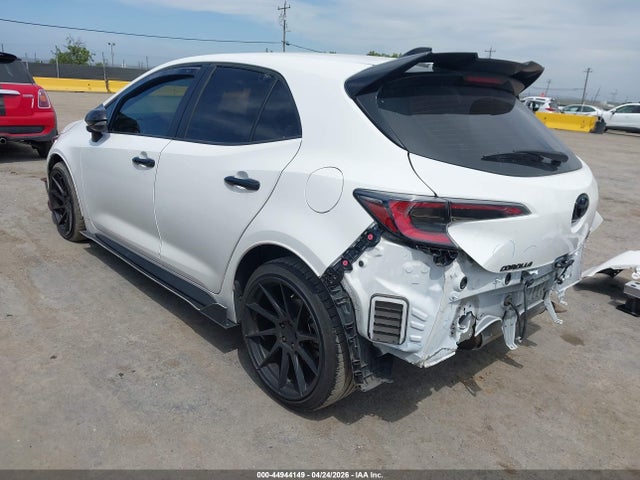 Toyota Corolla Se Nightshade Edition 2021 JTND4MBE1M3133016 Image 3