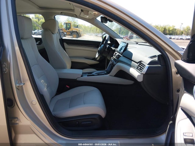 Продаж на аукціоні авто 2019 Honda Accord Touring 2.0t, vin: 1HGCV2F93KA013842, номер лоту: 44944161