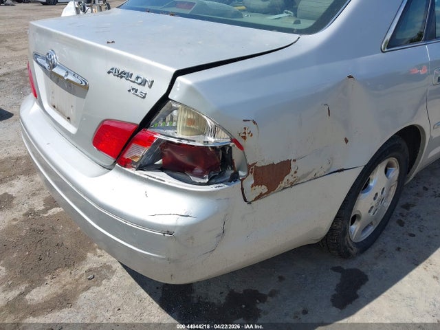 44944218 :رقم المزاد ، 4T1BF28BX4U370472 vin ، 2004 Toyota Avalon Xls مزاد بيع