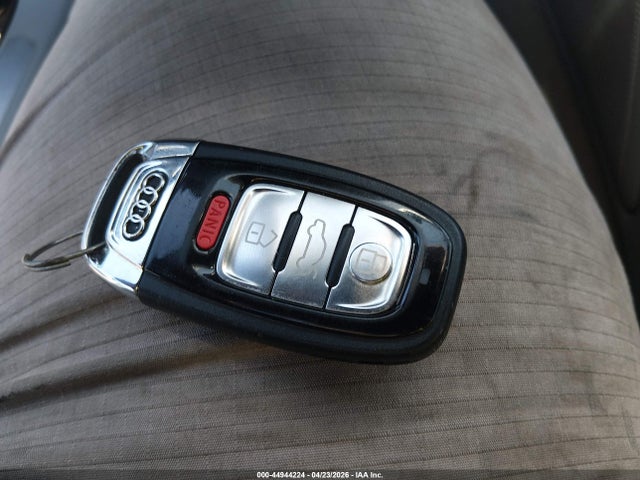 44944224 :رقم المزاد ، WAURVAFDXBN020476 vin ، 2011 Audi A8 L 4.2 مزاد بيع