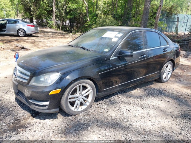 2013 Mercedes-benz C 250 Sport მანქანა იყიდება აუქციონზე, vin: WDDGF4HB7DR301057, აუქციონის ნომერი: 44944232