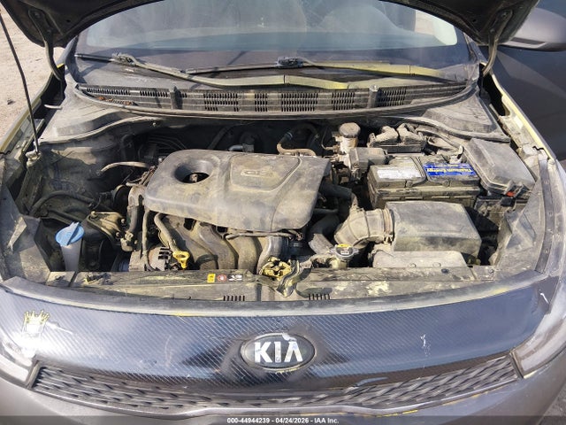 3KPA25AB3KE179981 KIA Rio 5-door S