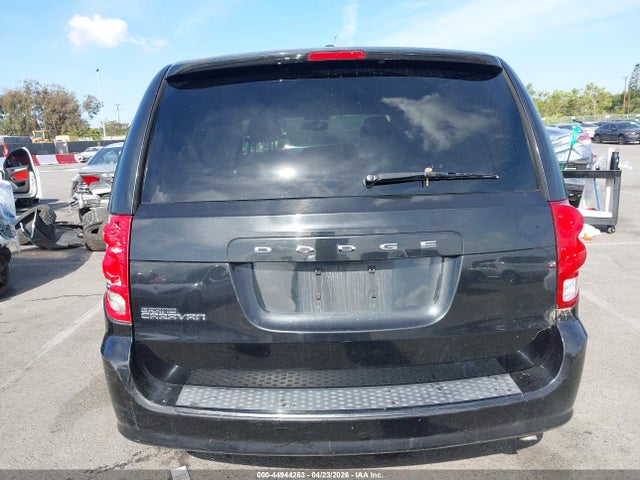 44944263 :رقم المزاد ، 2C4RDGBG0HR563226 vin ، 2017 Dodge Grand Caravan Se Plus مزاد بيع