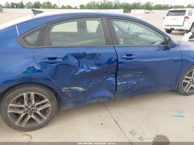 44944296 :رقم المزاد ، 3KPF34AD4KE018070 vin ، 2019 Kia Forte S مزاد بيع