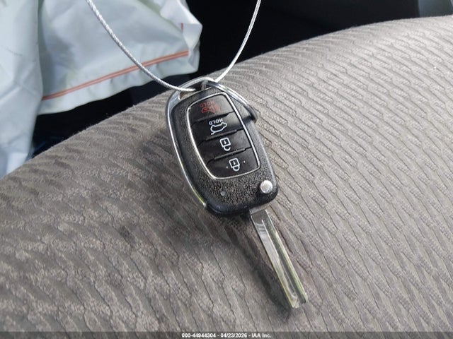 Aukcja sprzedaży 2017 Hyundai Santa Fe Sport 2.4l, vin: 5NMZT3LB6HH033089, numer aukcji: 44944304