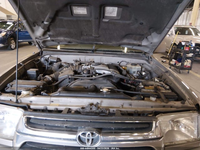 44944305 :رقم المزاد ، JT3GN87RX10197106 vin ، 2001 Toyota 4runner Limited V6 مزاد بيع