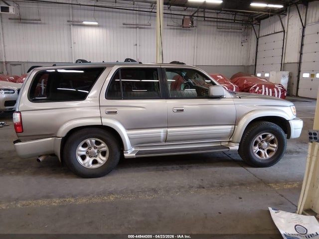 44944305 :رقم المزاد ، JT3GN87RX10197106 vin ، 2001 Toyota 4runner Limited V6 مزاد بيع